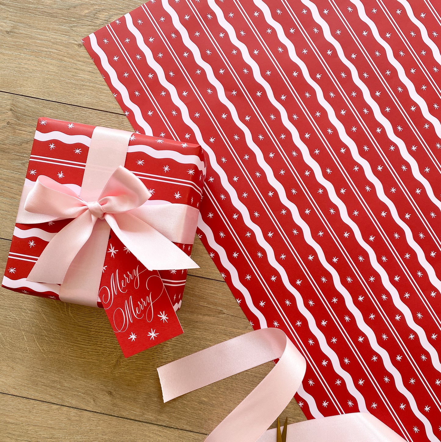 Squiggle Gift Wrap, Red and Pink